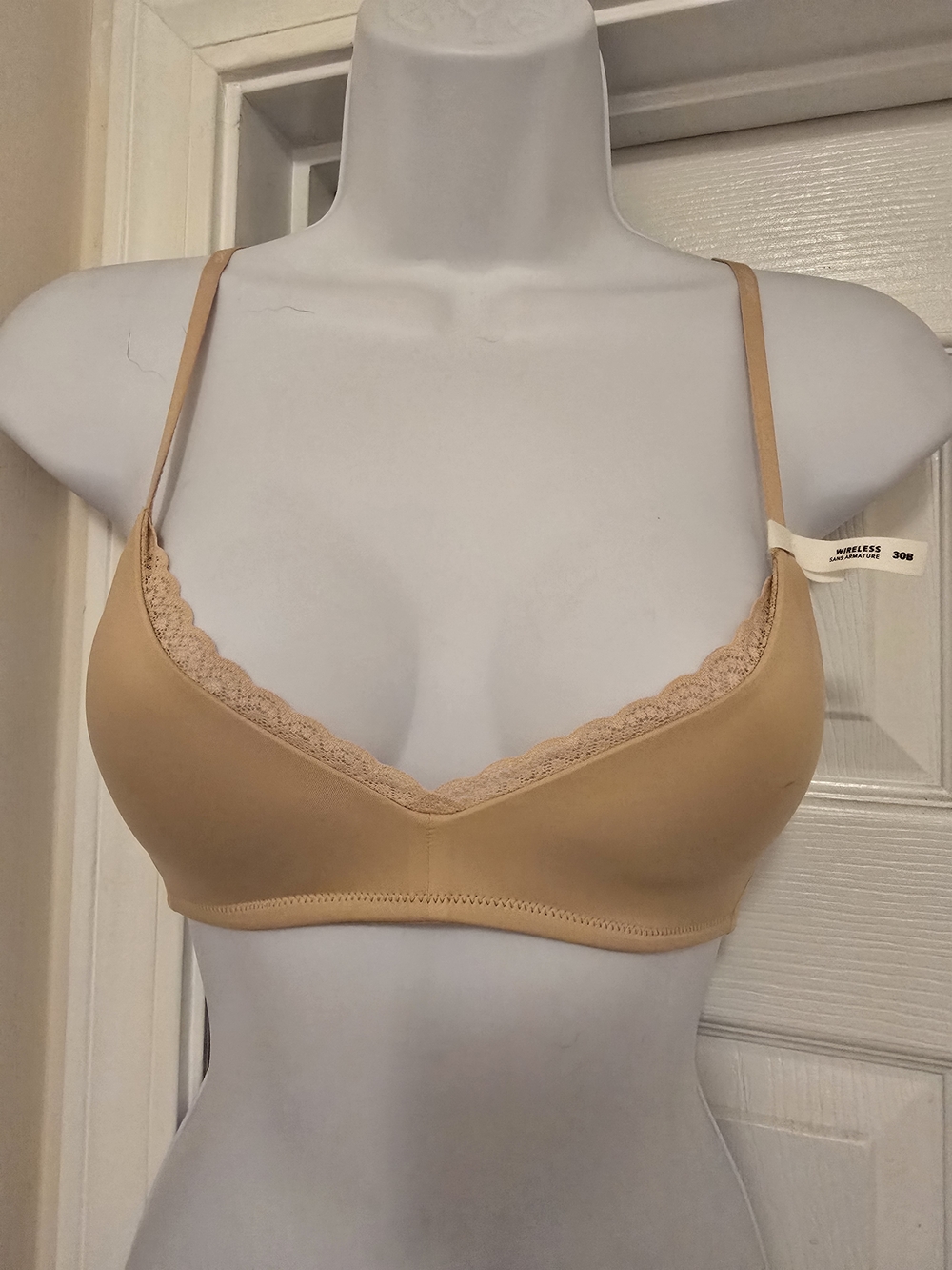 AERIE 30B NWT Seamless Lace-Trim Wireless Bra in Nude - Women Intimates